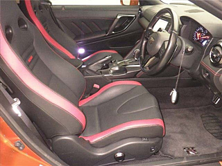 Nissan GTR thumbnail