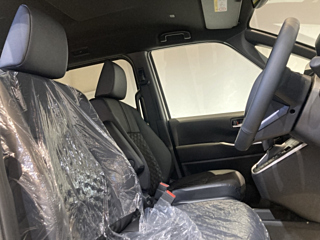 Toyota voxy 2025 thumbnail