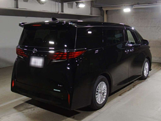 Toyoya Alphard